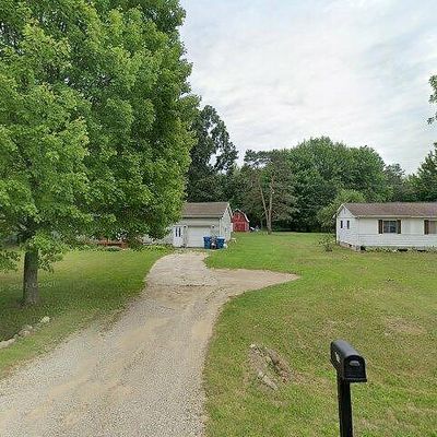 4743 Brown Rd, Vassar, MI 48768