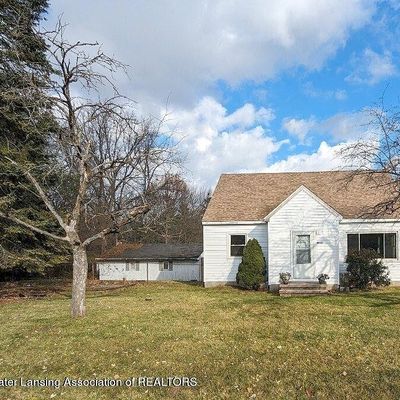 4752 Tolland Ave, Holt, MI 48842