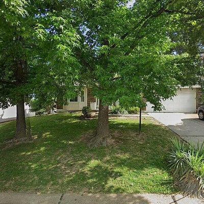 48 Oak Hill Ln, Saint Peters, MO 63376