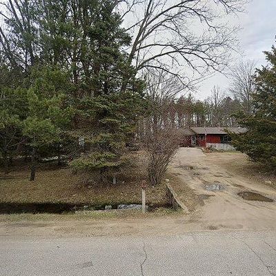 4810 Murphy Lake Rd, Millington, MI 48746