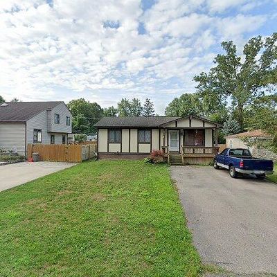 4825 Fenmore Ave, Waterford, MI 48328