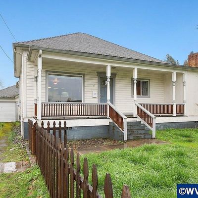 49 S Main St, Lebanon, OR 97355