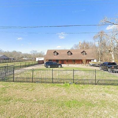 4915 Holly Ave, Pasadena, TX 77503