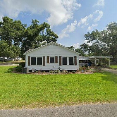 626 E Division St, Jennings, LA 70546