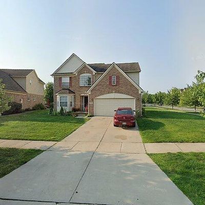 634 Autumn Ridge Dr, Westland, MI 48185