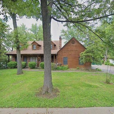 635 W Frisco Ave, Saint Louis, MO 63119