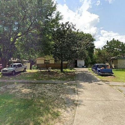 6355 Silverleaf Ave, Baton Rouge, LA 70812