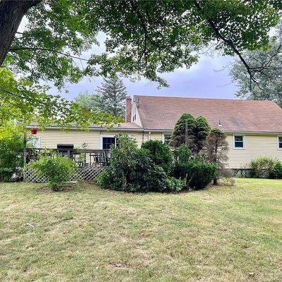 640 East St S, Suffield, CT 06078