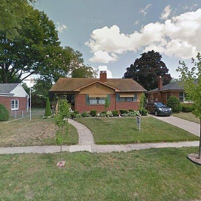 642 Godfroy Ave, Monroe, MI 48162