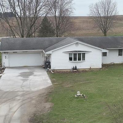 64469 66 Th Ave, Hartford, MI 49057