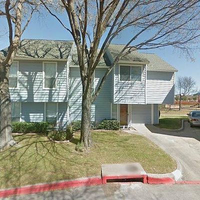 645 Cimarron Trl, Irving, TX 75063