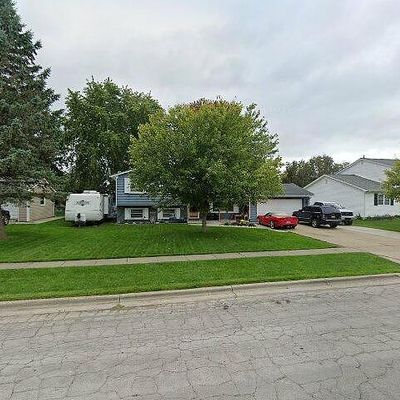 646 Metcalf Dr, Imlay City, MI 48444