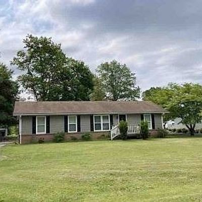 647 Sunburst Dr, Mcminnville, TN 37110