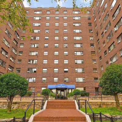 6515 Kennedy Blvd E Apt 1 R, West New York, NJ 07093