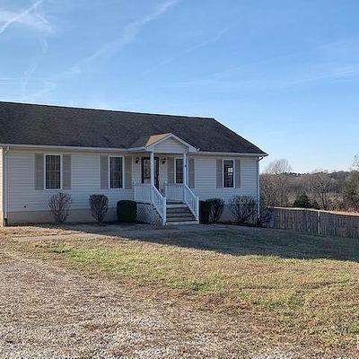 653 Cornfield Ln, Appomattox, VA 24522