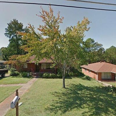 6540 Cherokee Dr, Fairfield, AL 35064