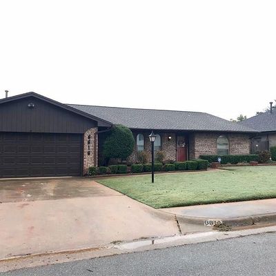 6616 Cove Hollow Rd, Oklahoma City, OK 73132