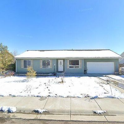 663 Wagon Trl, Evansville, WY 82636