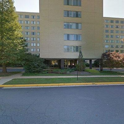 6641 Wakefield Dr #405, Alexandria, VA 22307