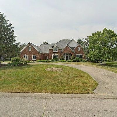 677 Mayfair Ln, Carmel, IN 46032