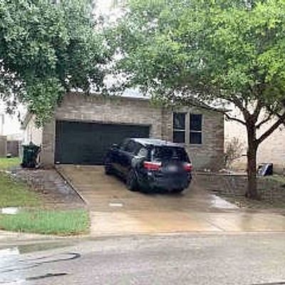 6771 Spearwood, San Antonio, TX 78233