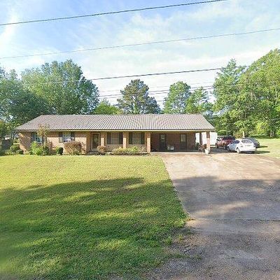 68 N Second St, Pickens, MS 39146