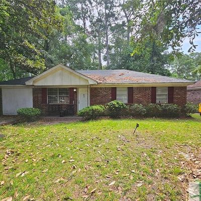 6905 Damascus Rd, Savannah, GA 31406