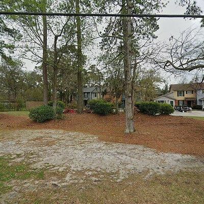 7 Seagull Ln, Savannah, GA 31419