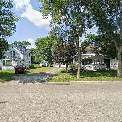 700 Cynthia St, Maynard, MN 56260