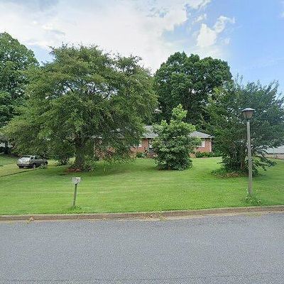 700 Wales Dr, Henrico, VA 23075