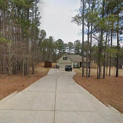 701 Grove Pointe Cir, Locust Grove, GA 30248