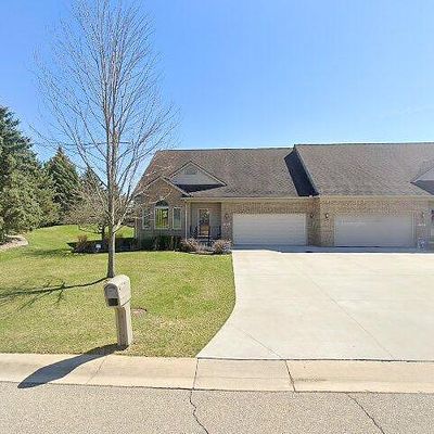 7011 Chase Run Ln, Flushing, MI 48433