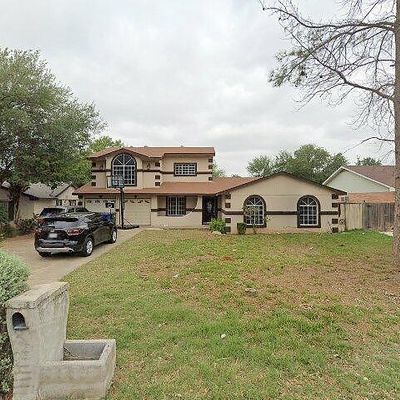 704 Eden Ln, Laredo, TX 78045