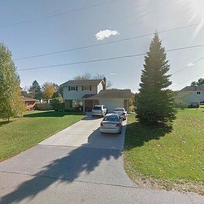 7041 Ronald Dr, Saginaw, MI 48609