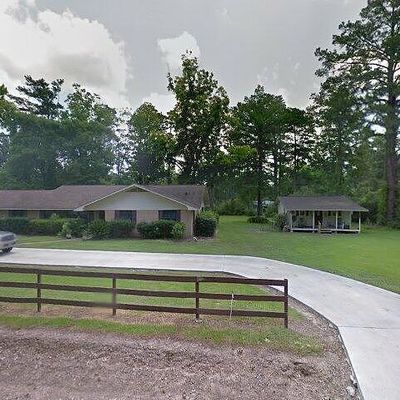 705 S Oak St, Kountze, TX 77625