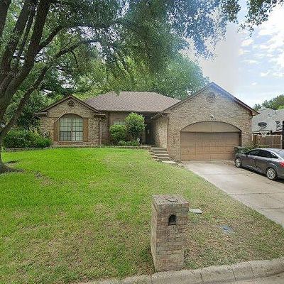 712 Hinsdale Dr, Arlington, TX 76006