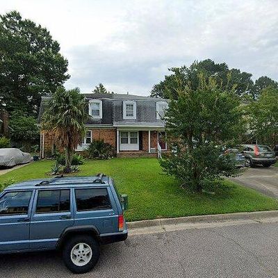 712 Sir Walter Cir, Virginia Beach, VA 23452