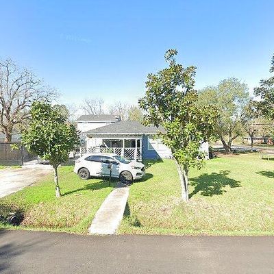 7167 Evans St, Houston, TX 77061