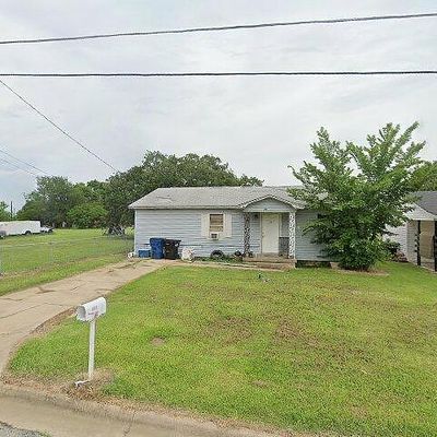 718 N 8 Th Ave, Denison, TX 75021