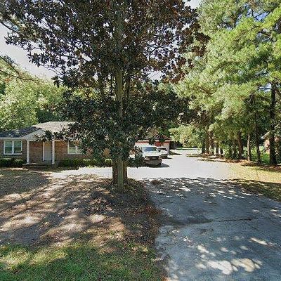 719 Halls Creek Rd, Elizabeth City, NC 27909