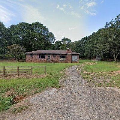 7194 Lavonia Hwy, Lavonia, GA 30553