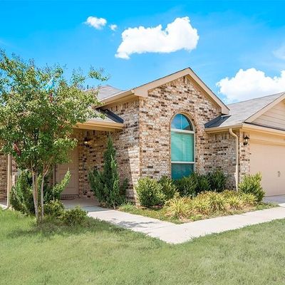 720 Rutherford Dr, Crowley, TX 76036