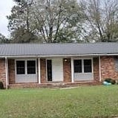 723 Victoria Cir, Dublin, GA 31021