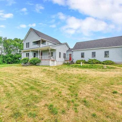 5700 Secord Lake Rd, Leonard, MI 48367