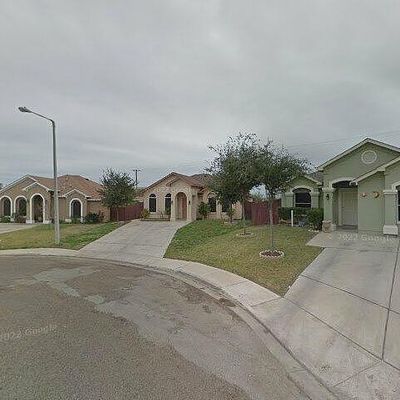 5713 Little Oak Ln, Laredo, TX 78043