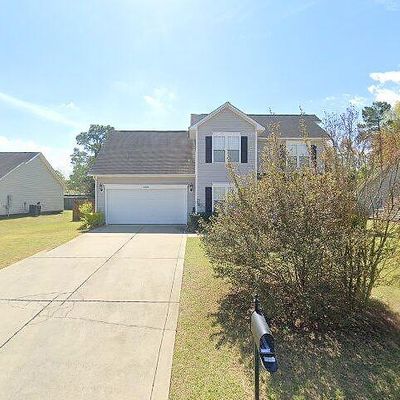 5720 Crepe Myrtle Dr, Hope Mills, NC 28348