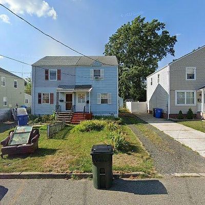 58 Moffett St, Fords, NJ 08863