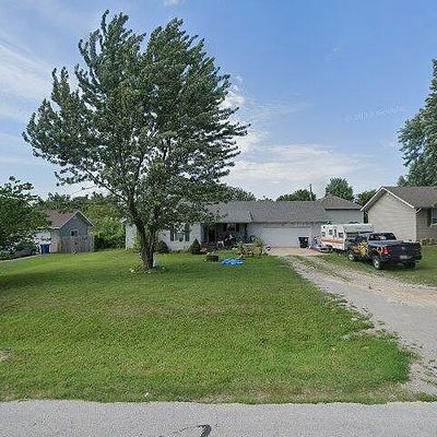 581 Julian St, Marshfield, MO 65706