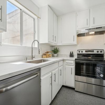 5853 Mission St #2, San Francisco, CA 94112