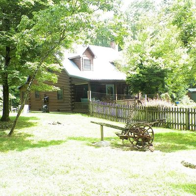 586 Whipoorwill Rd, Wytheville, VA 24382